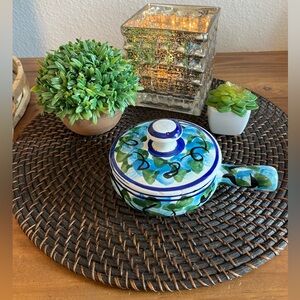 💙Small Glazed Stoneware Pot with Lid 💙